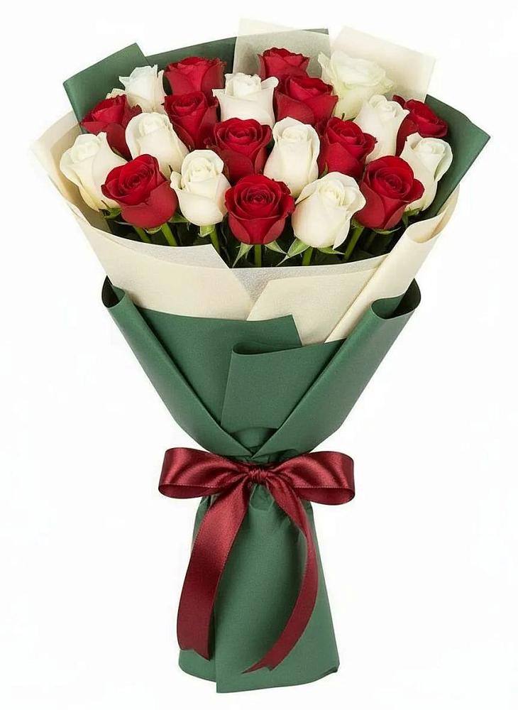 Букет Микс из красных и белых роз в Верее